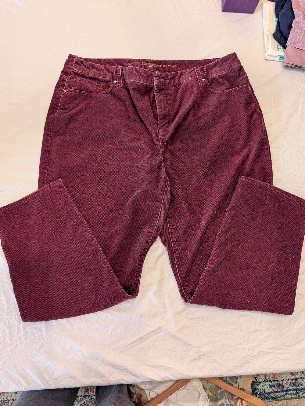 Chico's Women’s Maroon Corduroy Jeans Sz3.5 Reg